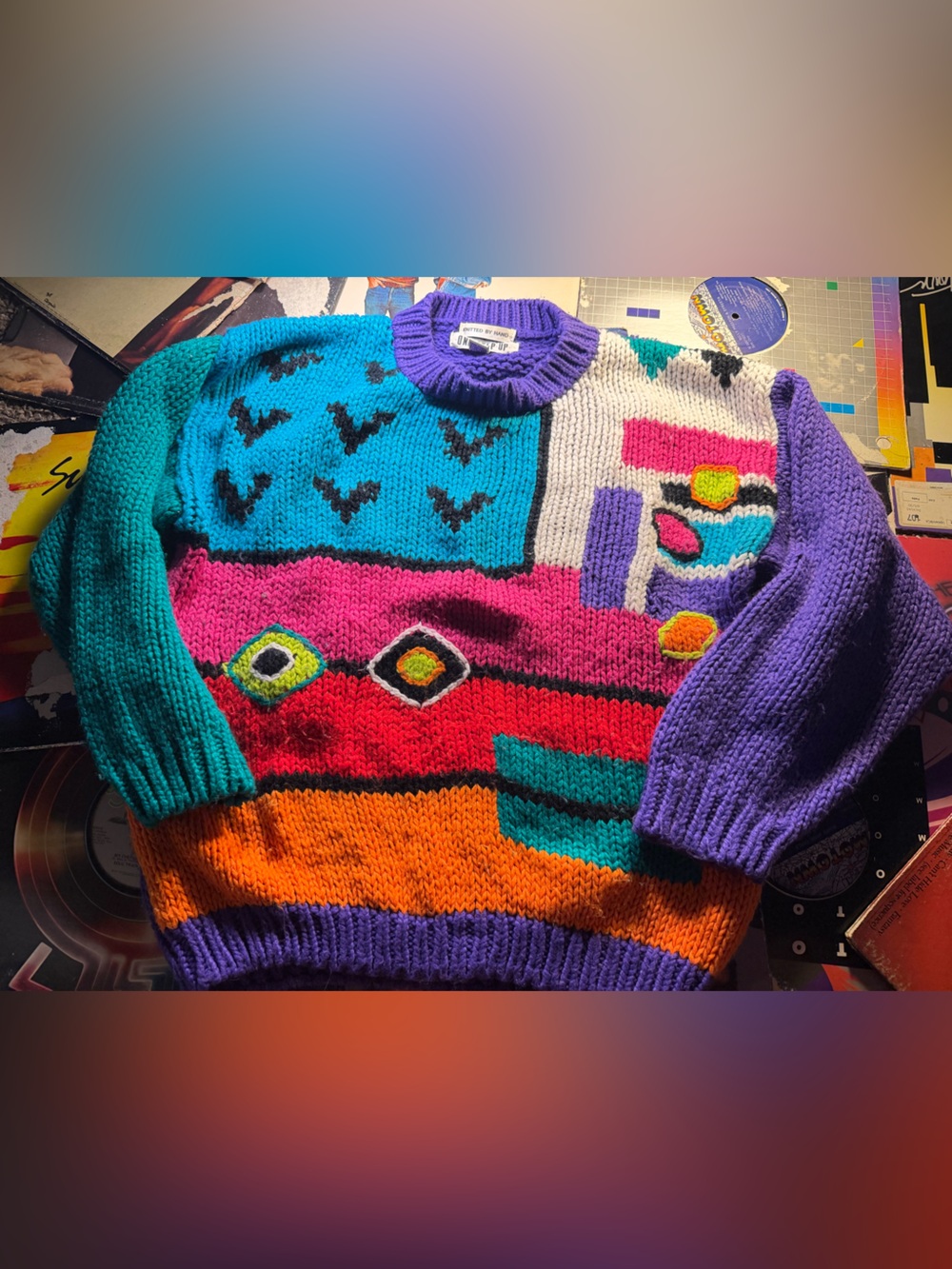 Vintage inspired Colorblock Geometric Crewneck Sweater - Multicolor